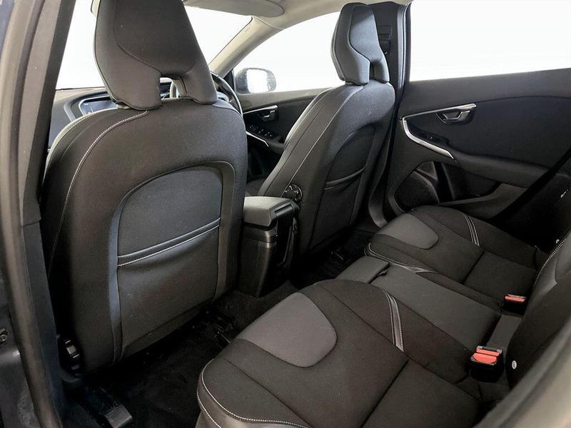 Used Volvo V40 2018 for sale - 76355601: Photo 14