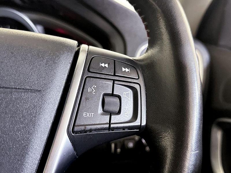 Used Volvo V40 2018 for sale - 76355601: Photo 19