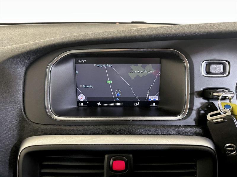 Used Volvo V40 2018 for sale - 76355601: Photo 20