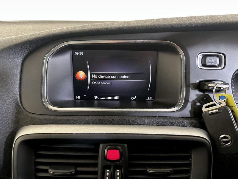 Used Volvo V40 2018 for sale - 76355601: Photo 21
