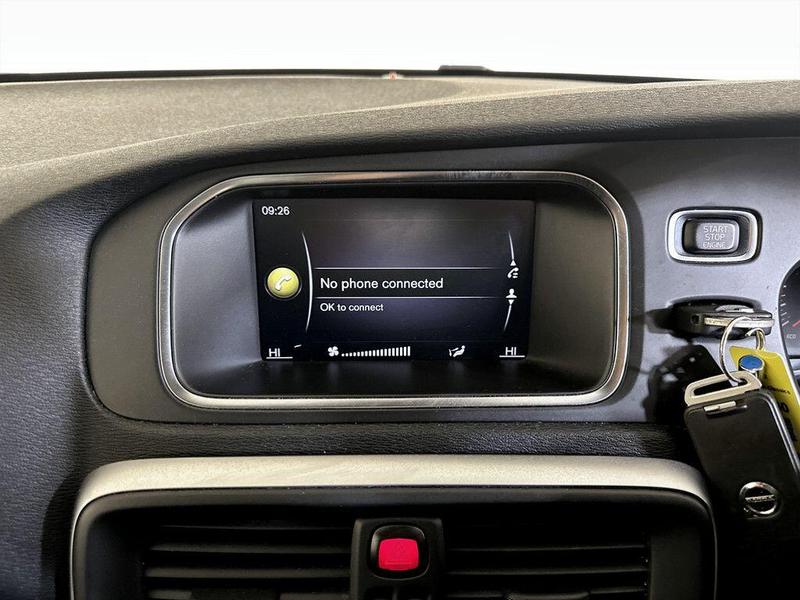 Used Volvo V40 2018 for sale - 76355601: Photo 23