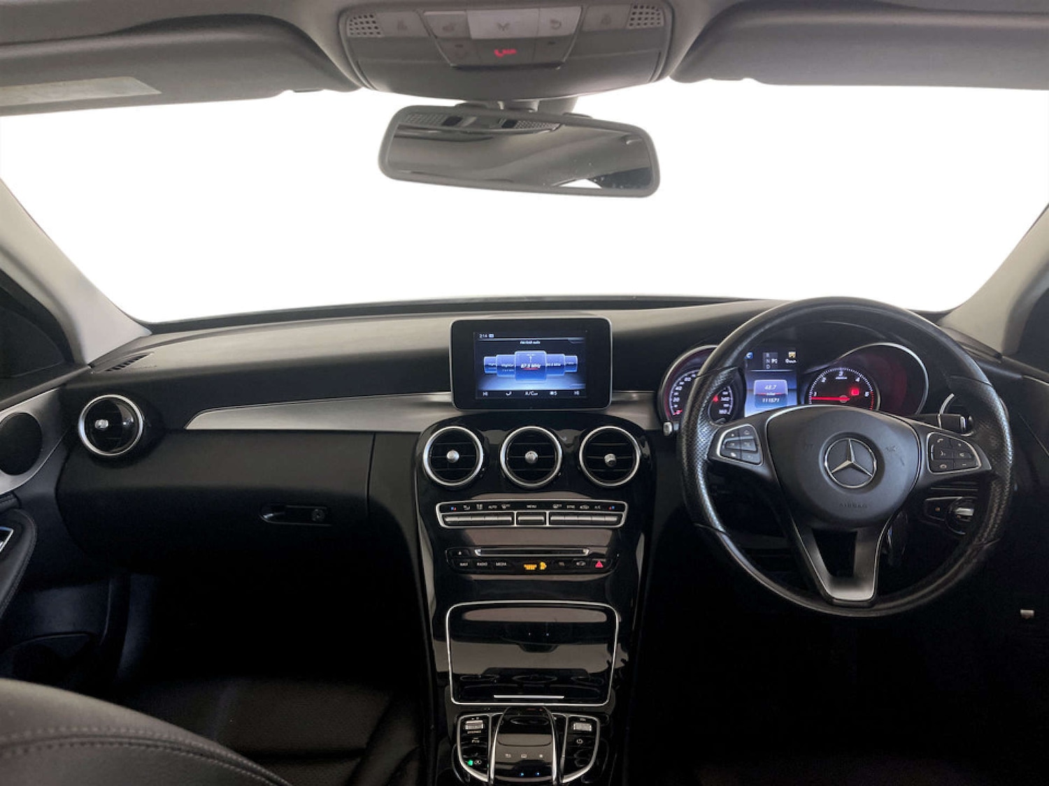 Used Mercedes-Benz C Class 2016 for sale - 77798700: Photo 3