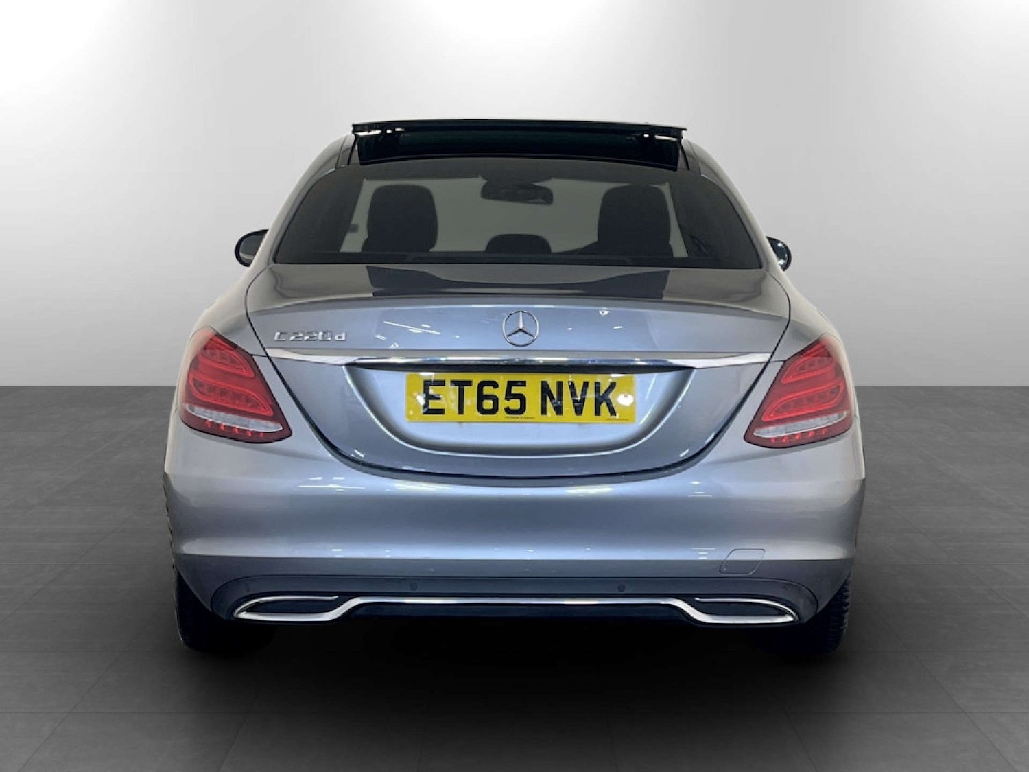 Used Mercedes-Benz C Class 2016 for sale - 77798700: Photo 9