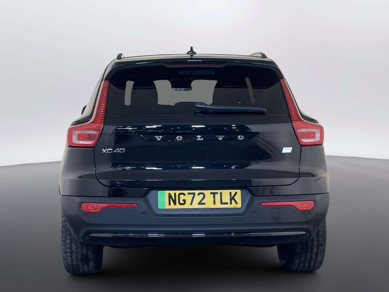 Used Volvo XC40 2023 for sale - 77915399: Photo 9