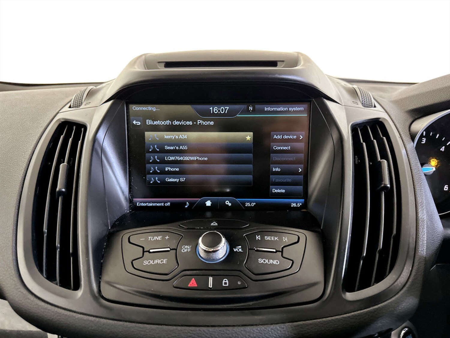 Used Ford Kuga 2016 for sale - 77504077: Photo 21