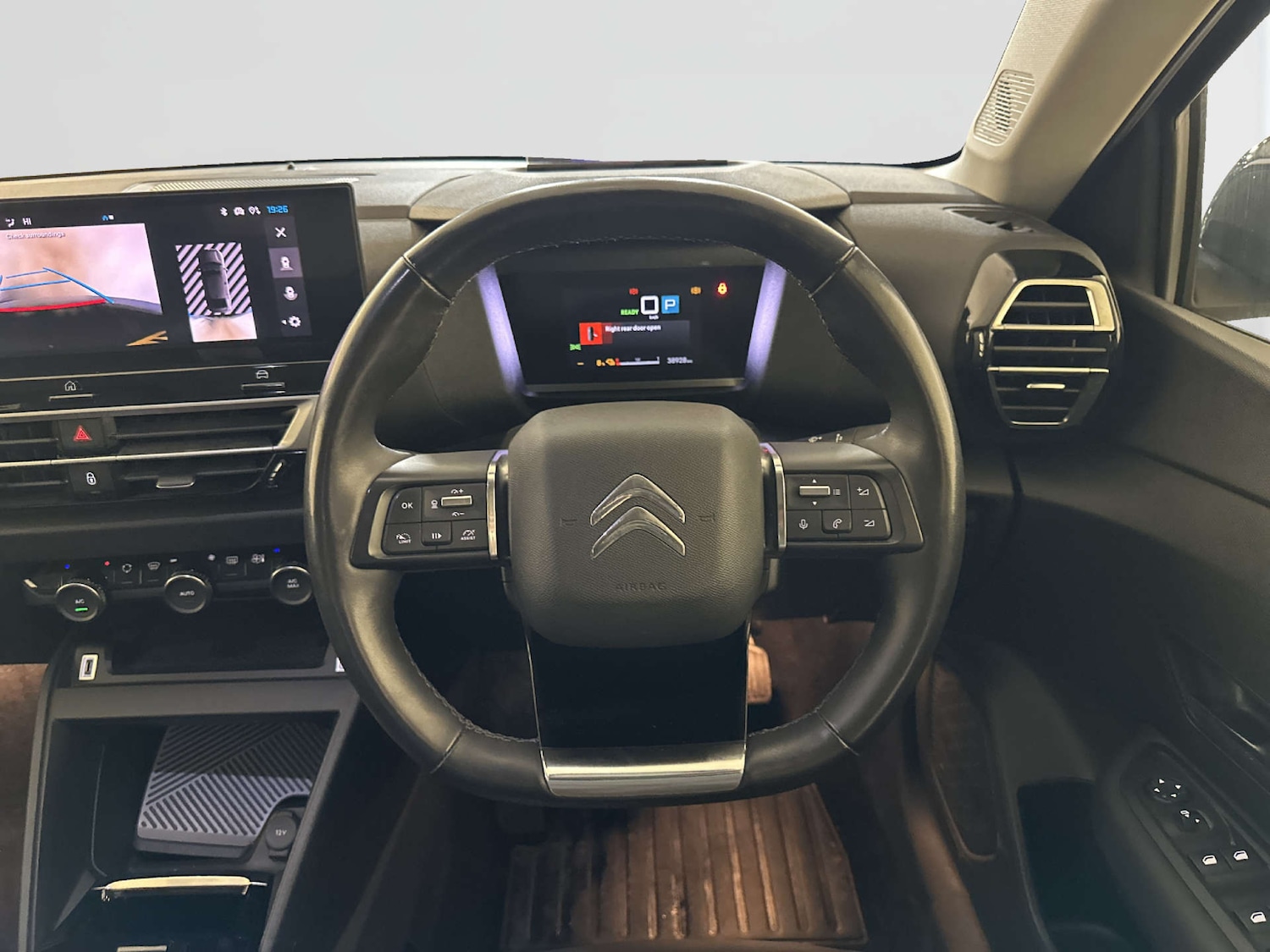 Used Citroen e-C4 X 2023 for sale - 77945450: Photo 16