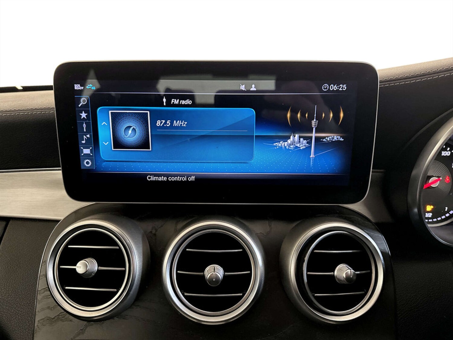 Used Mercedes-Benz C Class 2018 for sale - 77664923: Photo 22