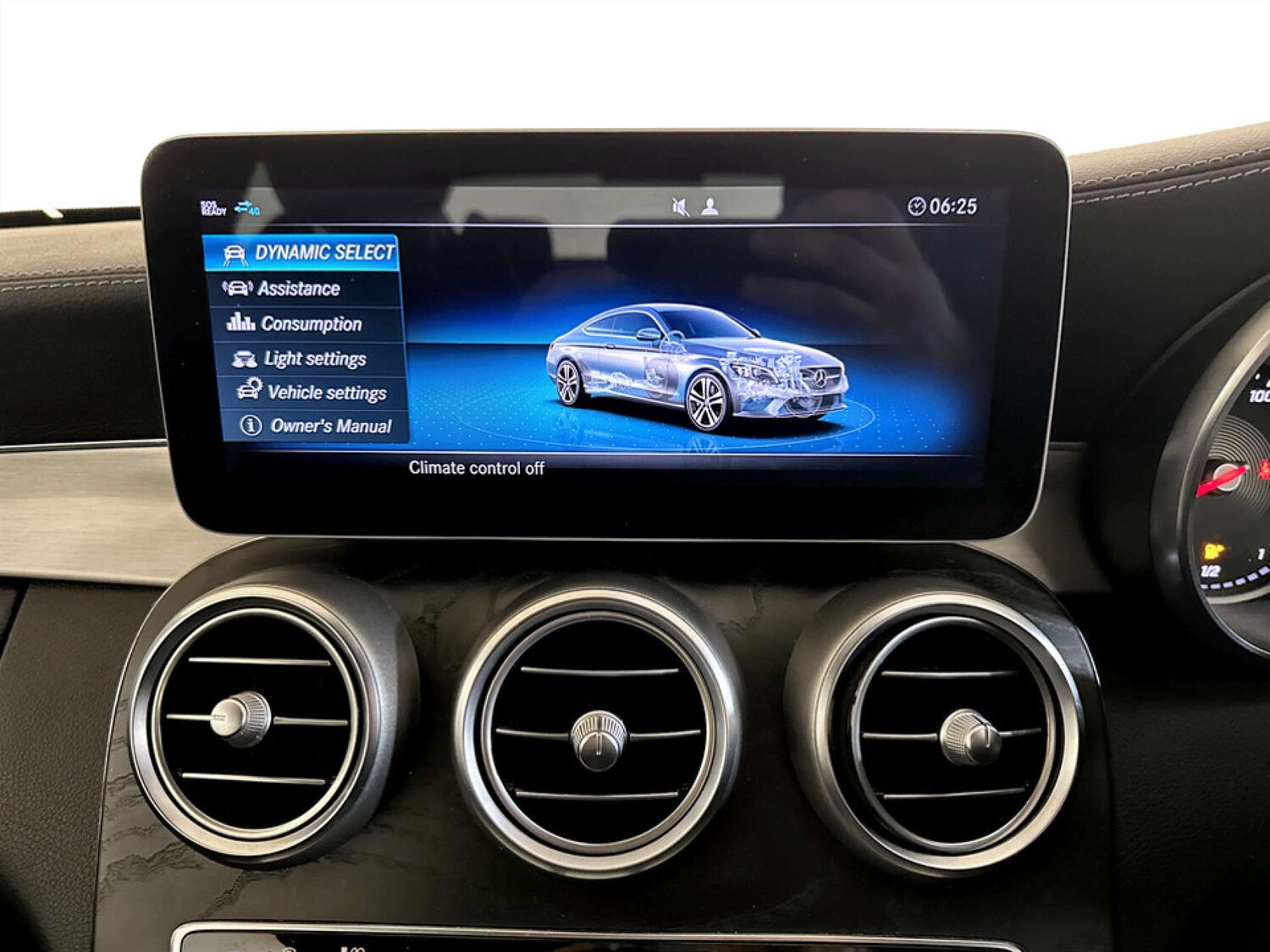 Used Mercedes-Benz C Class 2018 for sale - 77664923: Photo 27