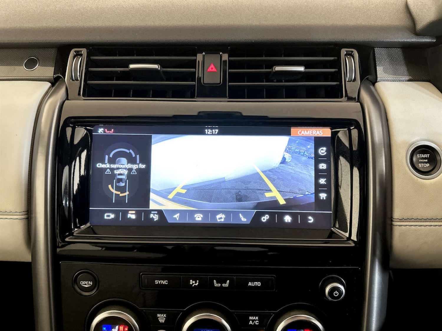 Used Land Rover Discovery 2020 for sale - 77185520: Photo 27