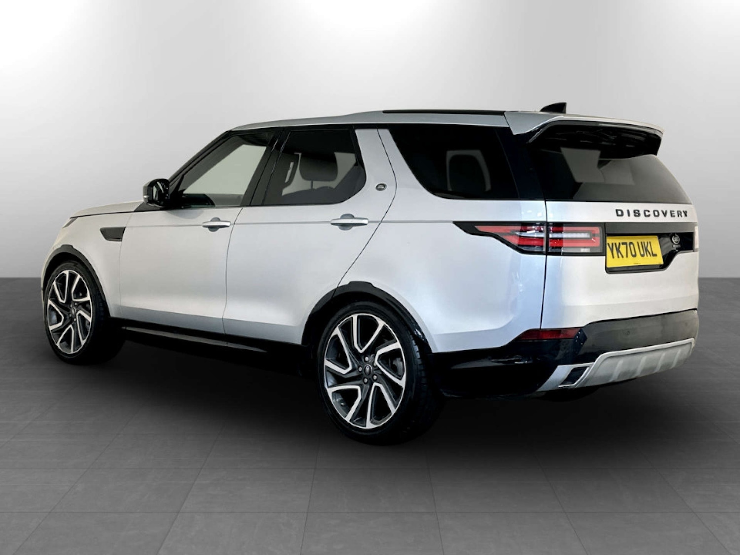 Used Land Rover Discovery 2020 for sale - 77185520: Photo 8