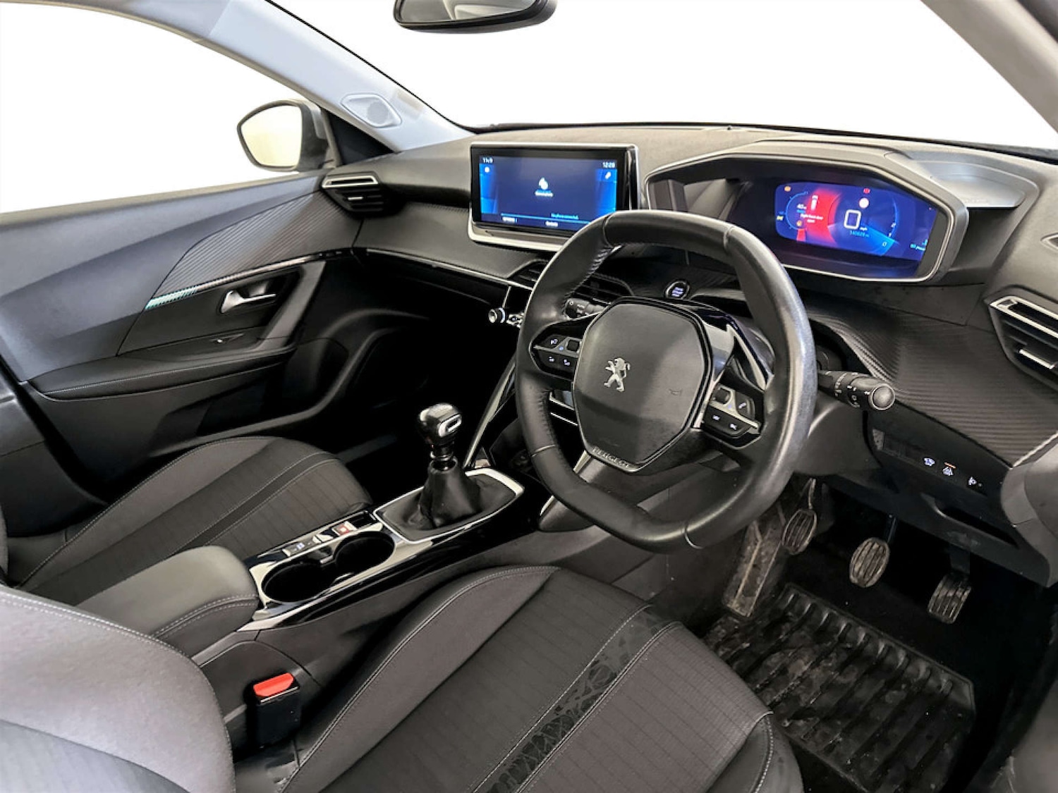 Used Peugeot 2008 2021 for sale - 77185527: Photo 15