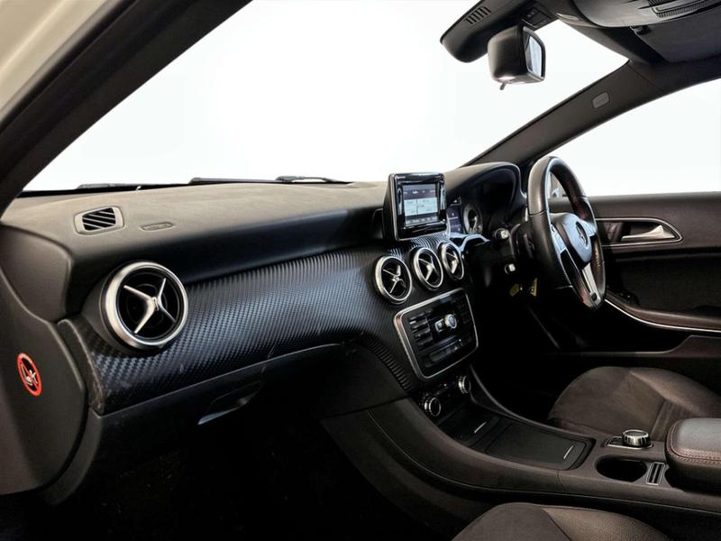 Used Mercedes-Benz A-Class 2015 for sale - 76949093: Photo 12