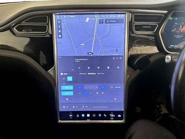 Used Tesla Model S 2017 for sale - 76262917: Photo 26