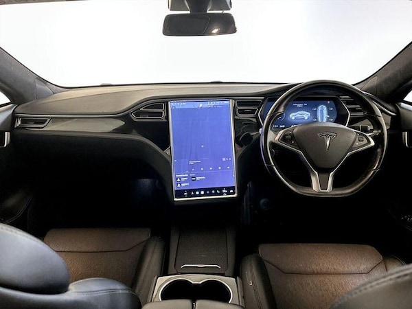 Used Tesla Model S 2017 for sale - 76262917: Photo 3