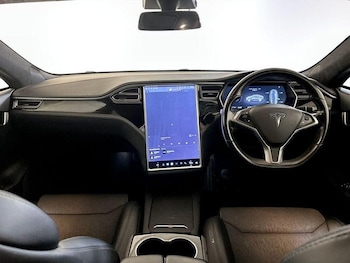 Used Tesla Model S 2017 for sale - 76262917: Photo 3
