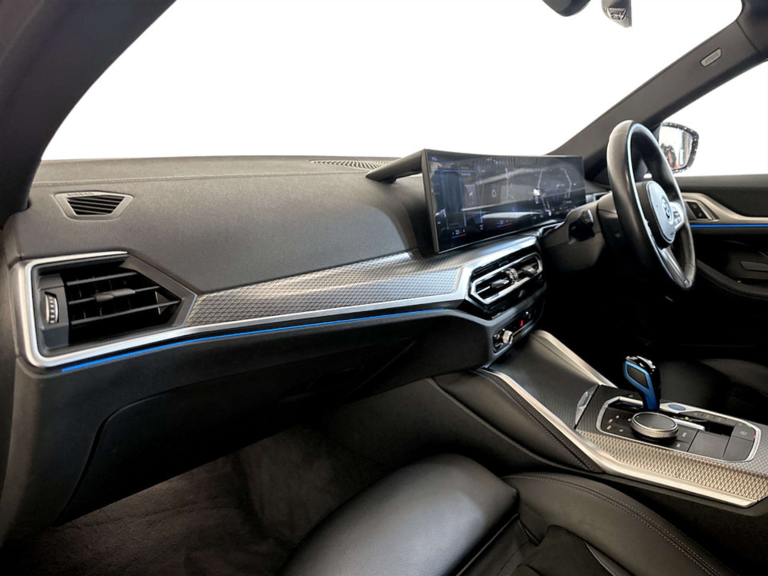 Used BMW i4 2022 for sale - 77639590: Photo 12