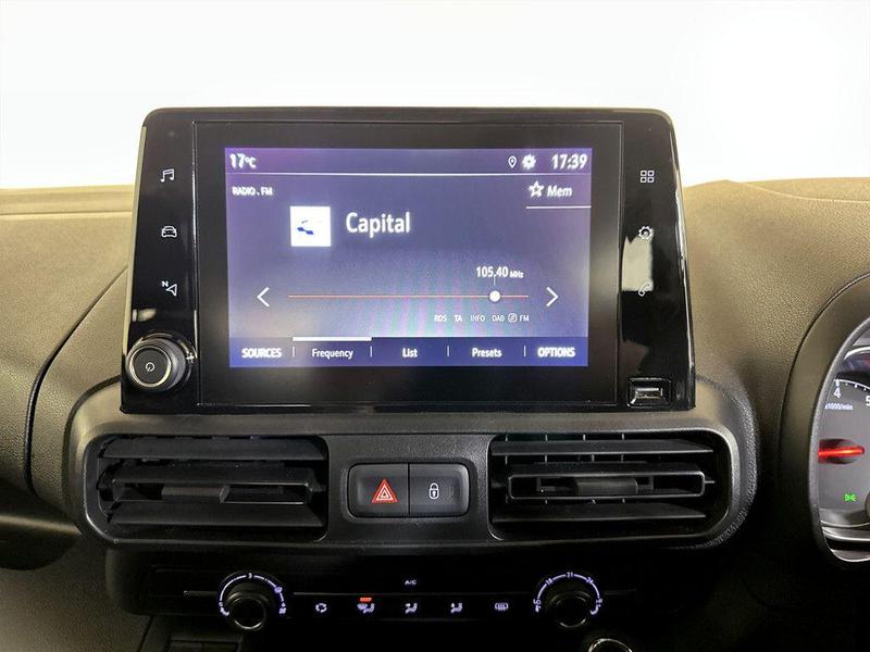 Used Vauxhall Combo Life 2020 for sale - 76161898: Photo 23