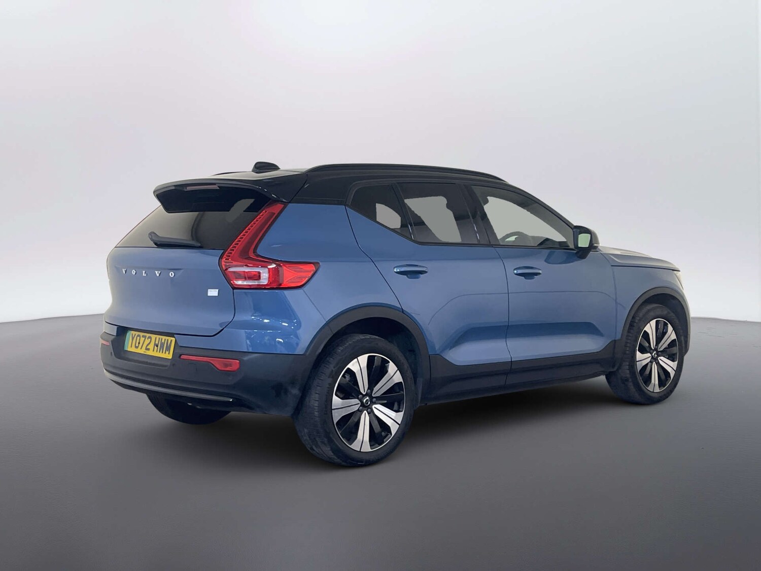 Used Volvo XC40 2023 for sale - 77989992: Photo 10