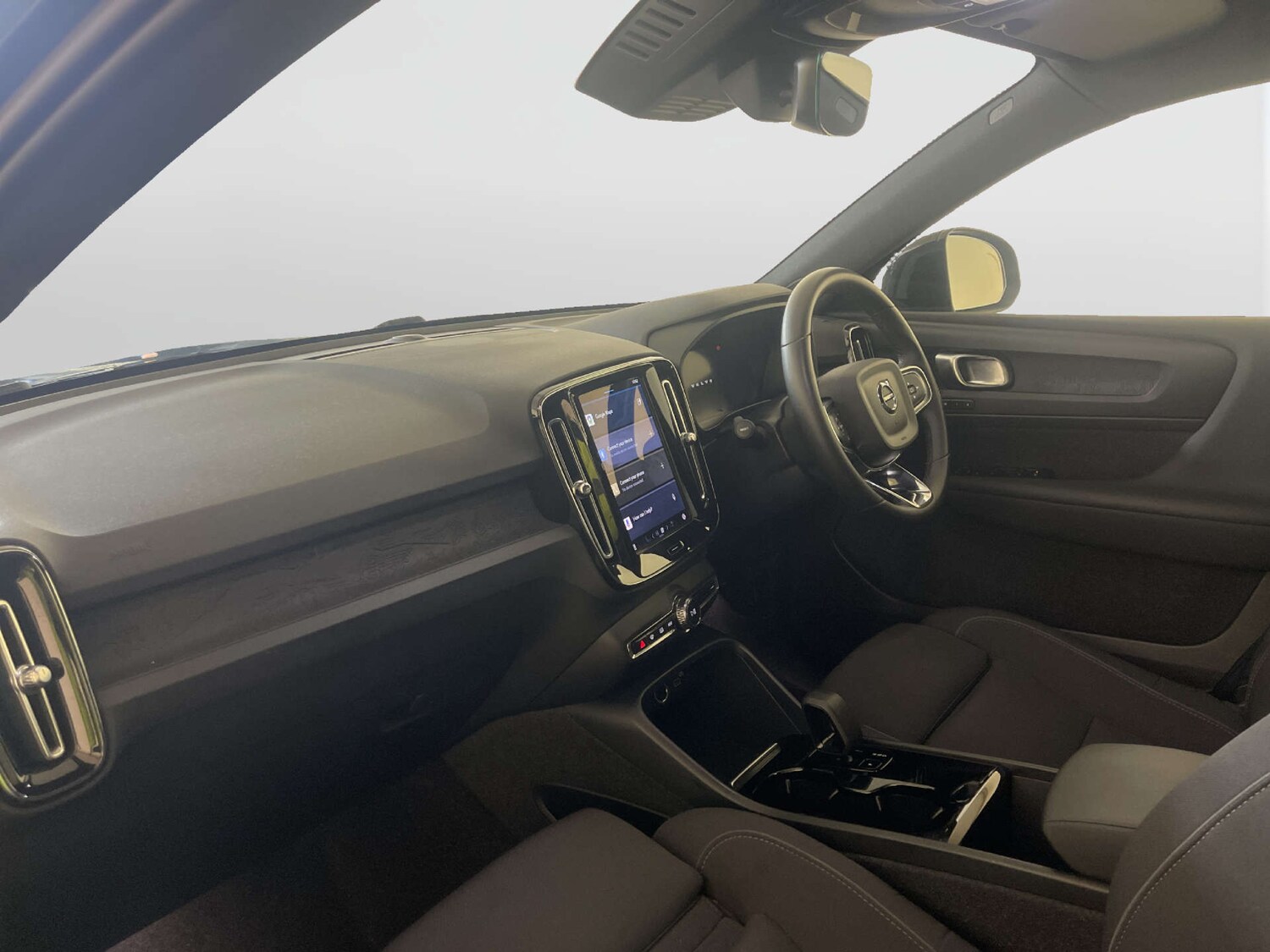 Used Volvo XC40 2023 for sale - 77989992: Photo 12