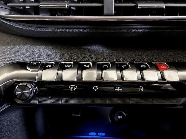 Used Peugeot 3008 2018 for sale - 76277245: Photo 25