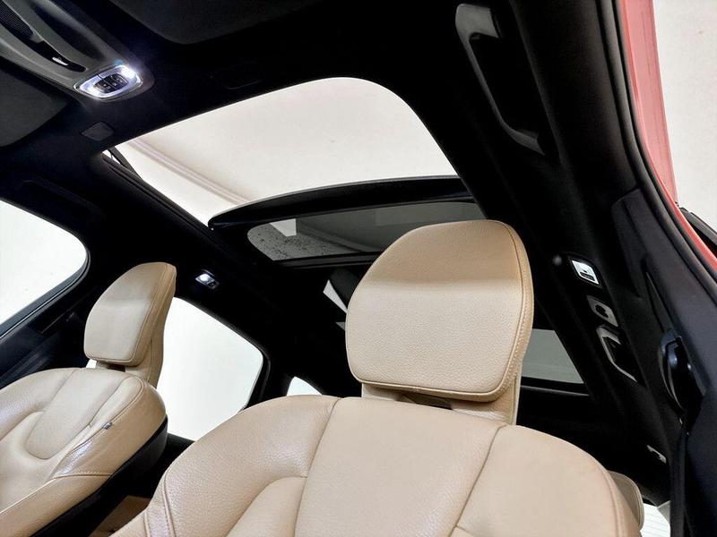 Used Volvo XC60 2019 for sale - 76146633: Photo 15