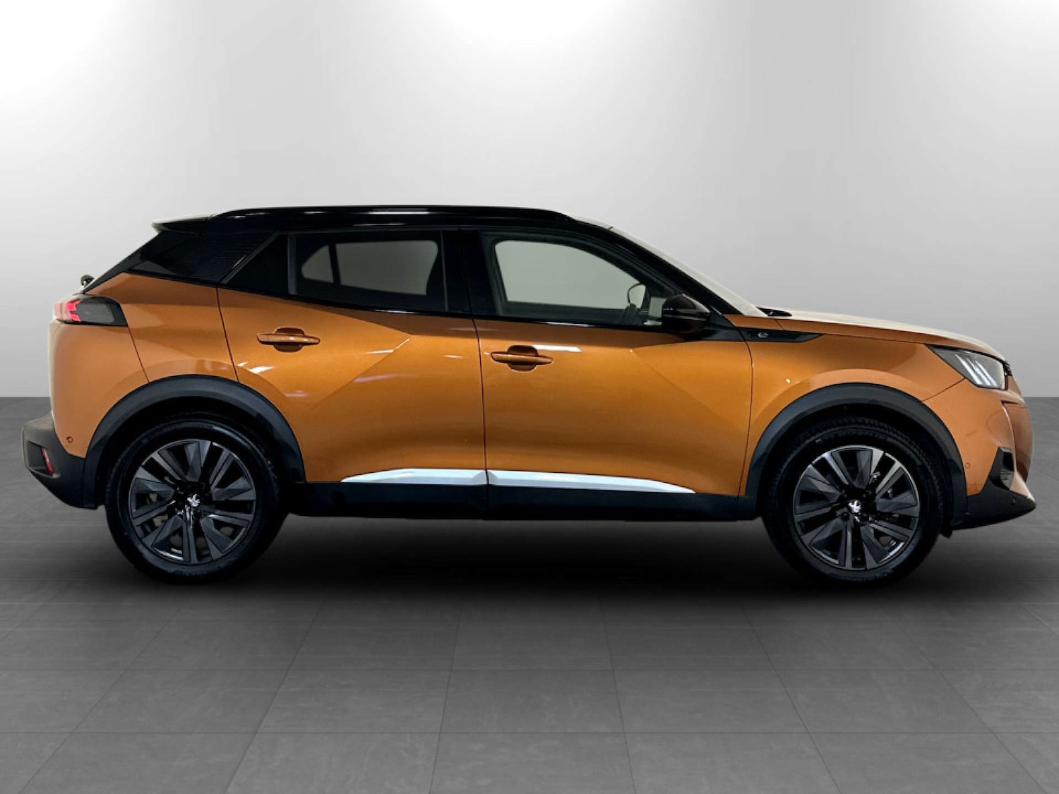 Used Peugeot 2008 2022 for sale - 77378368: Photo 9