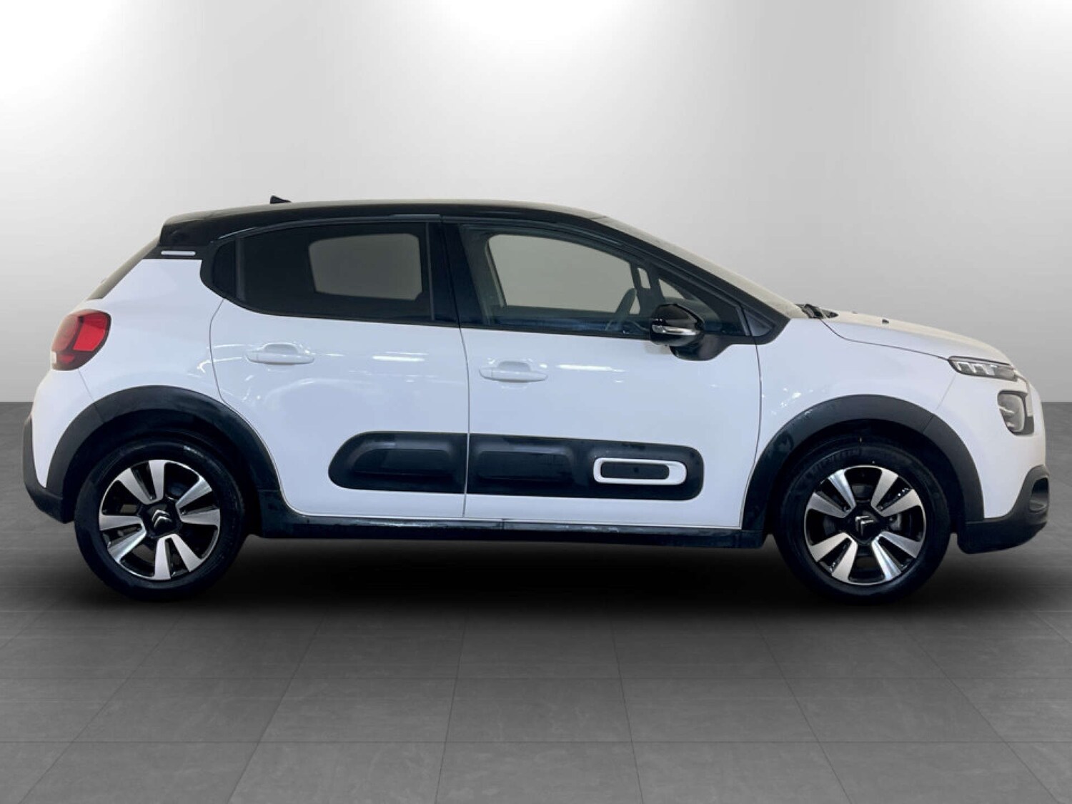 Used Citroen C3 2023 for sale - 77342156: Photo 11