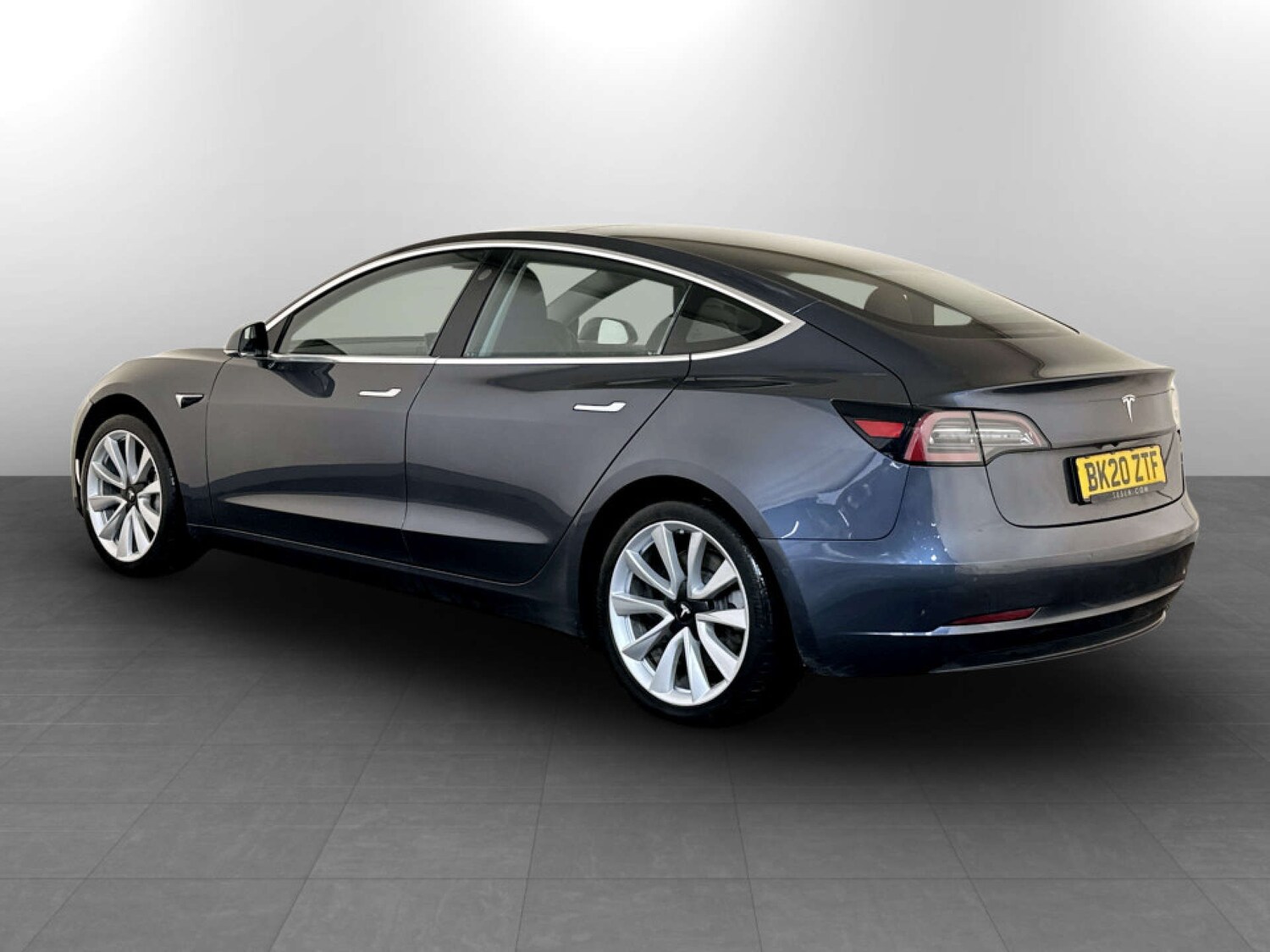 Used Tesla Model 3 2020 for sale - 77469982: Photo 7