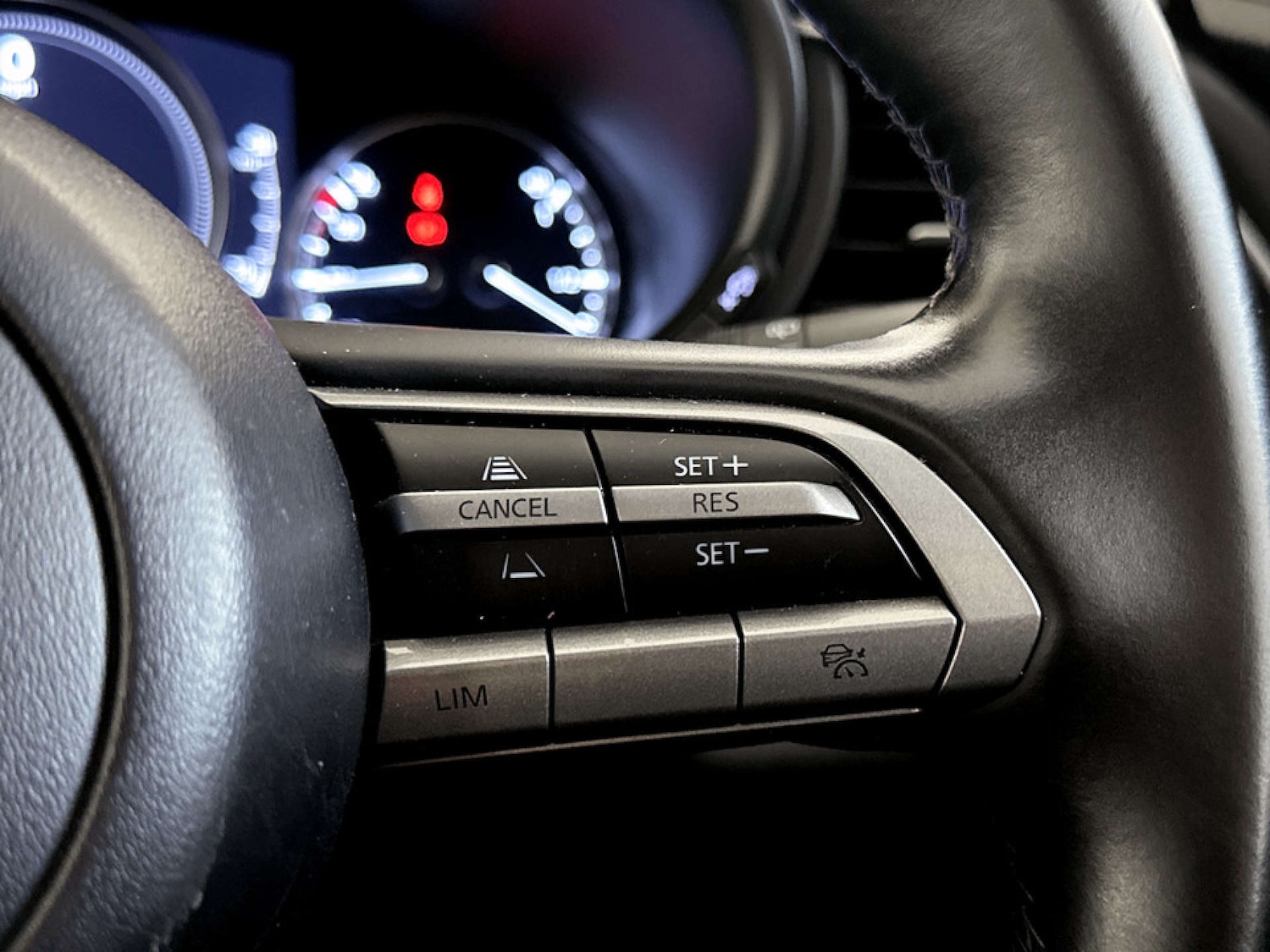 Used Mazda CX-30 2022 for sale - 77675401: Photo 18