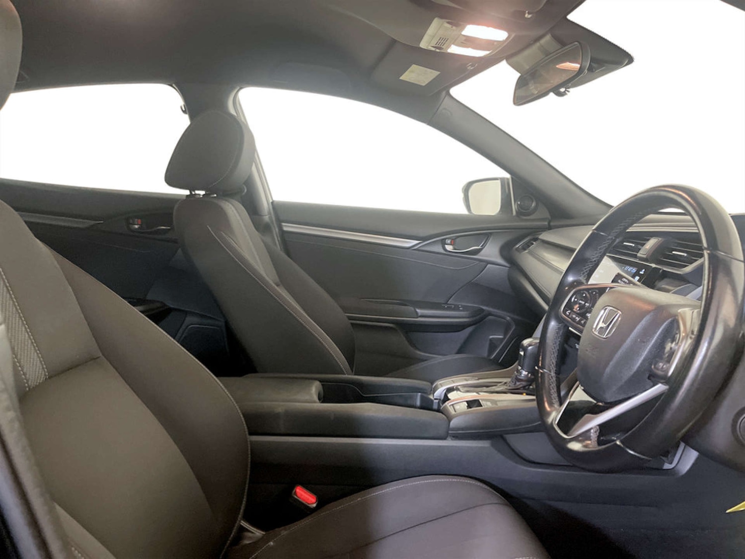 Used Honda Civic 2018 for sale - 77567365: Photo 13