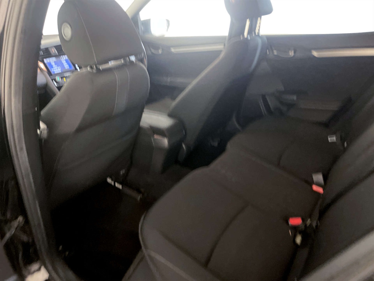 Used Honda Civic 2018 for sale - 77567365: Photo 14