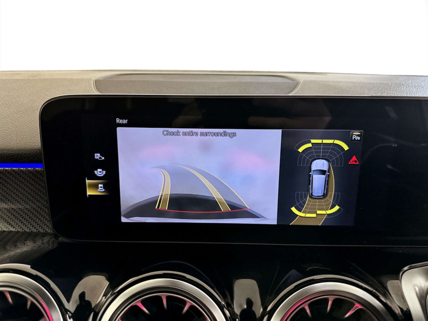 Used Mercedes-Benz GLB 2022 for sale - 77729030: Photo 22