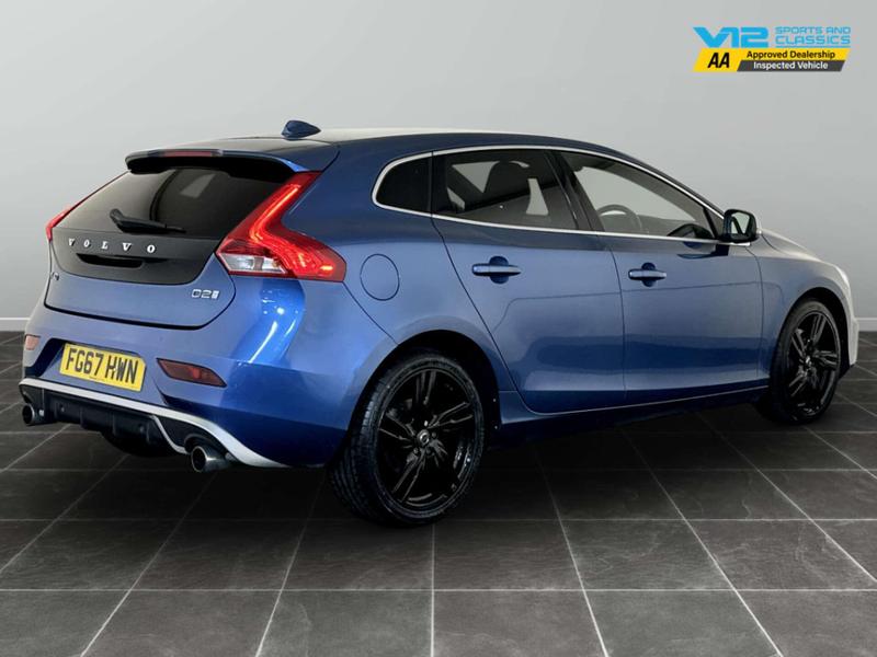 Used Volvo V40 2017 for sale - 76895563: Photo 10