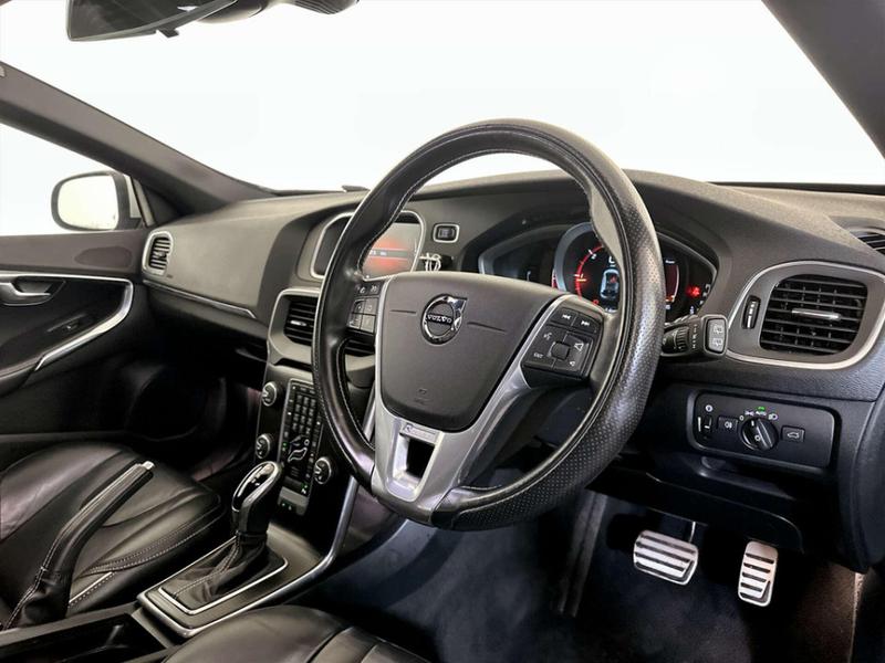 Used Volvo V40 2017 for sale - 76895563: Photo 16