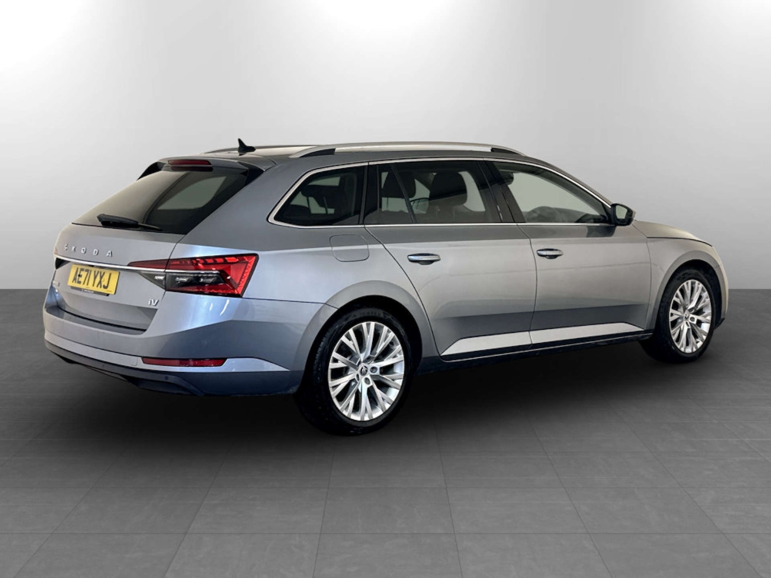 Used Skoda Superb 2021 for sale - 77339228: Photo 10