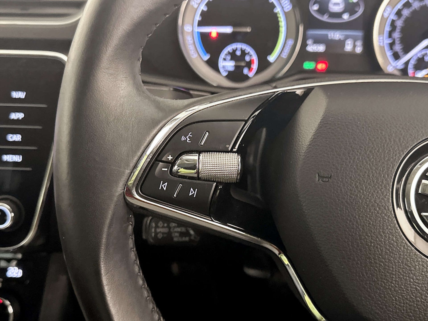 Used Skoda Superb 2021 for sale - 77339228: Photo 17