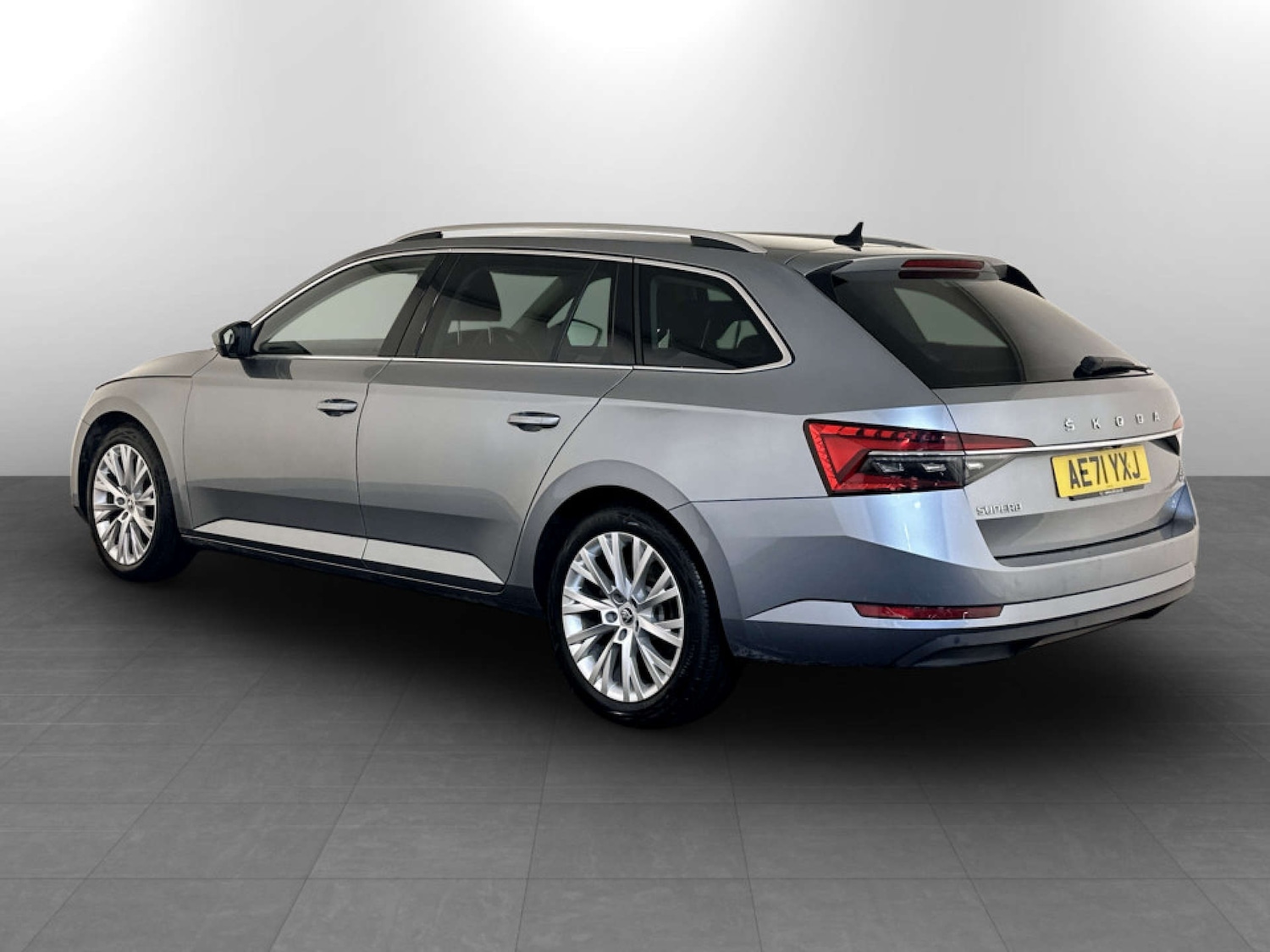 Used Skoda Superb 2021 for sale - 77339228: Photo 8