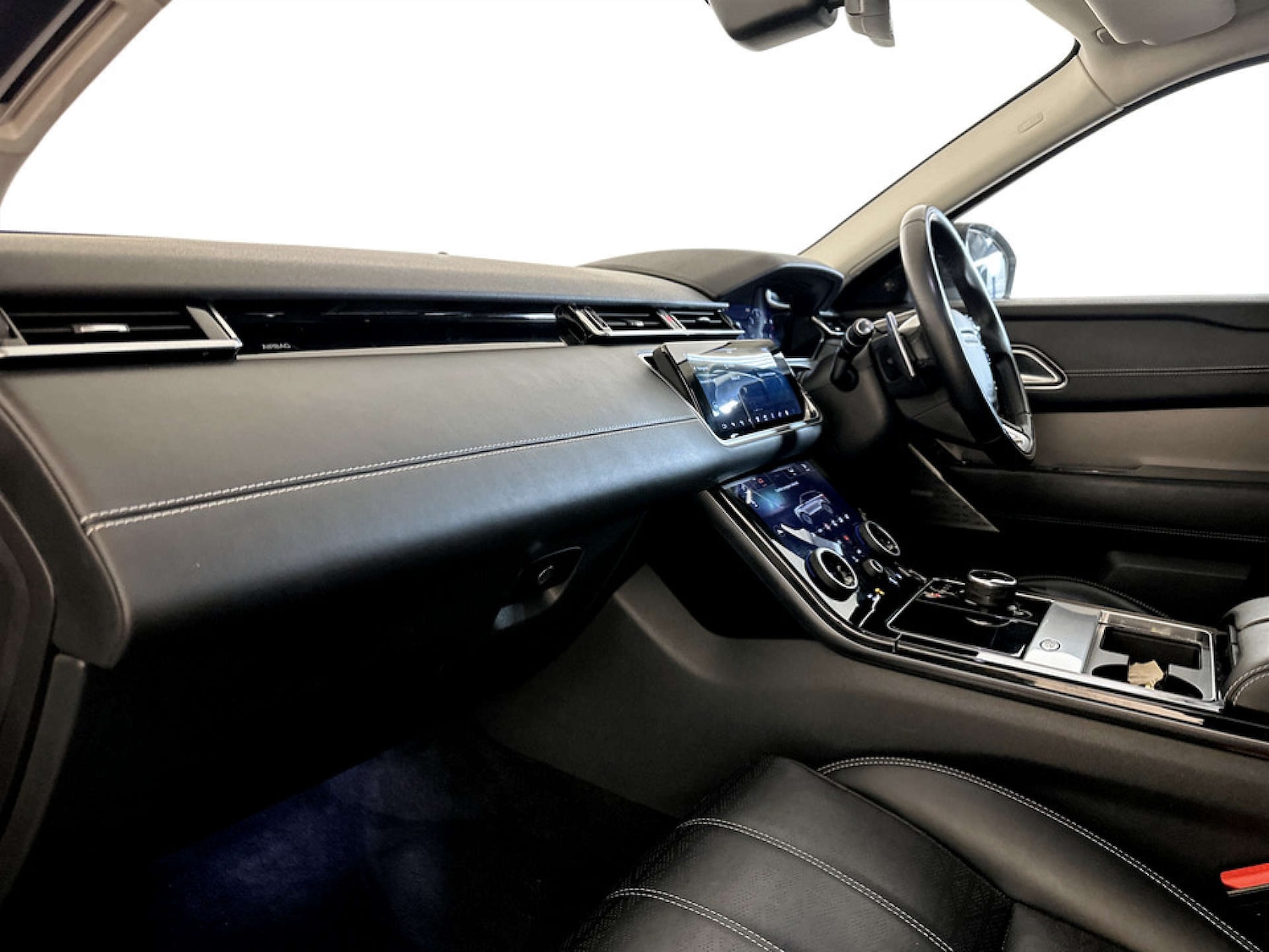 Used Land Rover Range Rover Velar 2020 for sale - 77452526: Photo 12