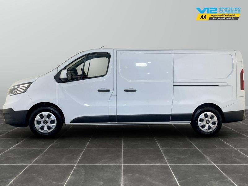 Used Renault Trafic 2025 for sale - 76616170: Photo 6