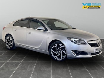 Vauxhall - Insignia