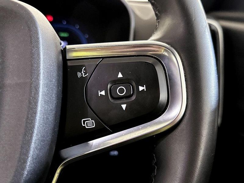 Used Volvo XC40 for sale - 76734736: Photo 19