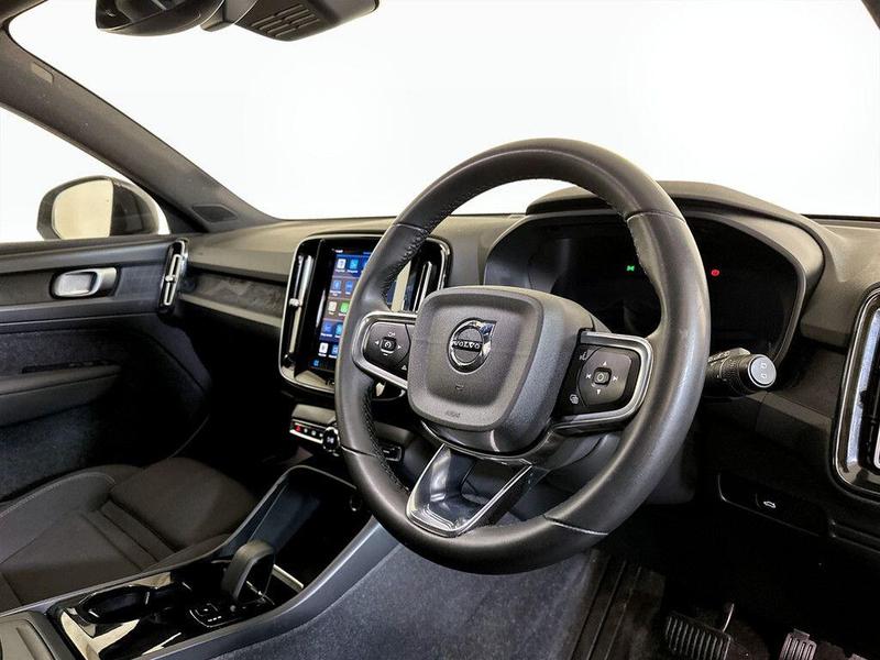 Used Volvo XC40 for sale - 76734736: Photo 26