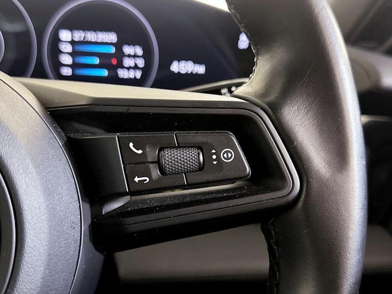 Used Porsche Taycan 2021 for sale - 76391350: Photo 18