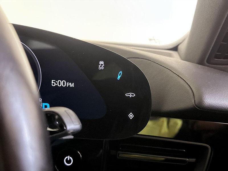 Used Porsche Taycan 2021 for sale - 76391350: Photo 19