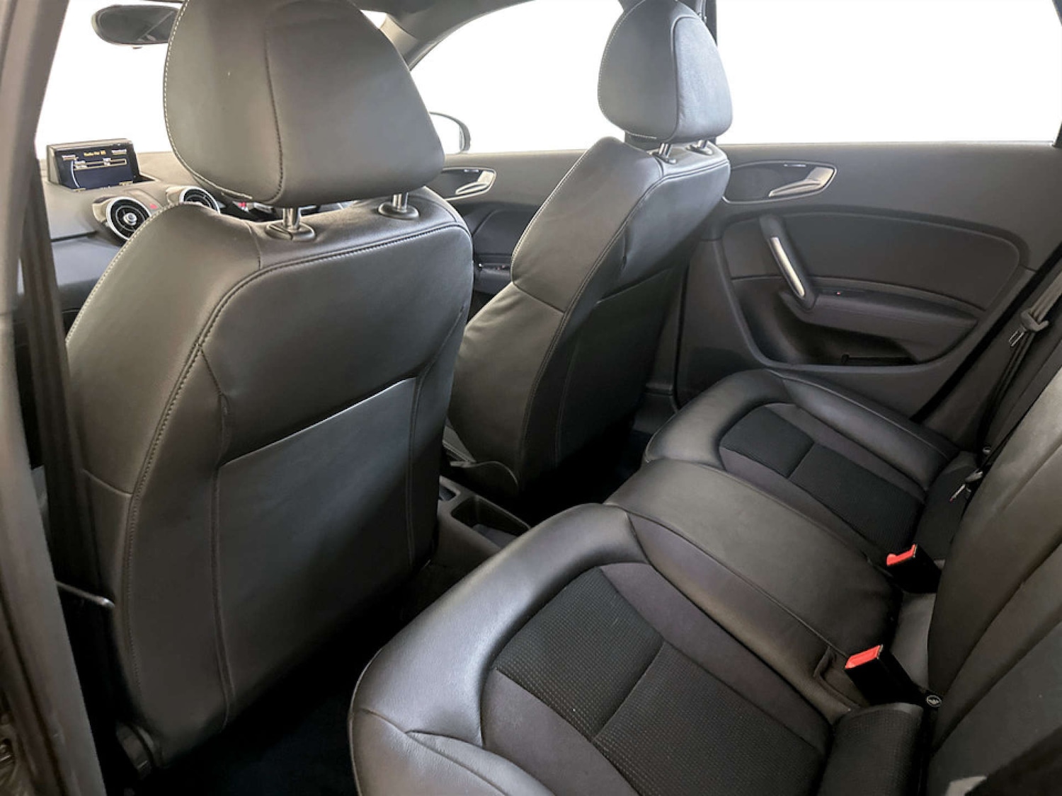 Used Audi A1 2018 for sale - 77185543: Photo 14