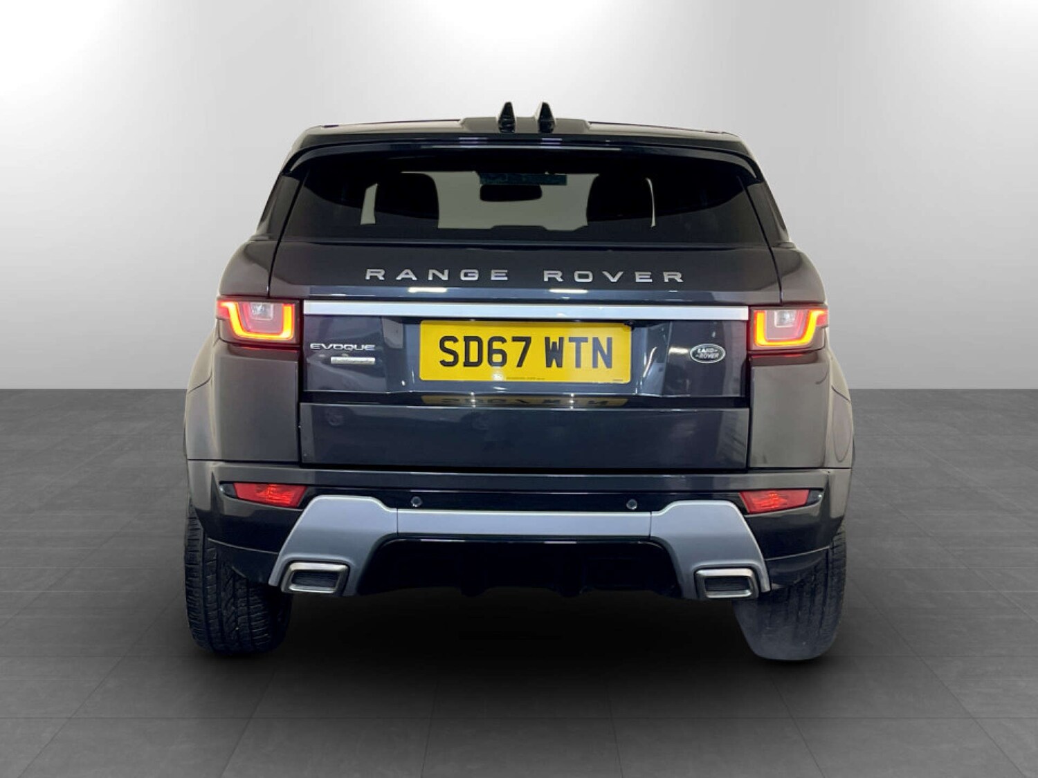 Used Land Rover Range Rover Evoque 2017 for sale - 77469899: Photo 9