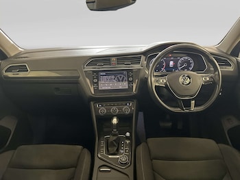 Used Volkswagen Tiguan Allspace 2018 for sale - 79334890: Photo