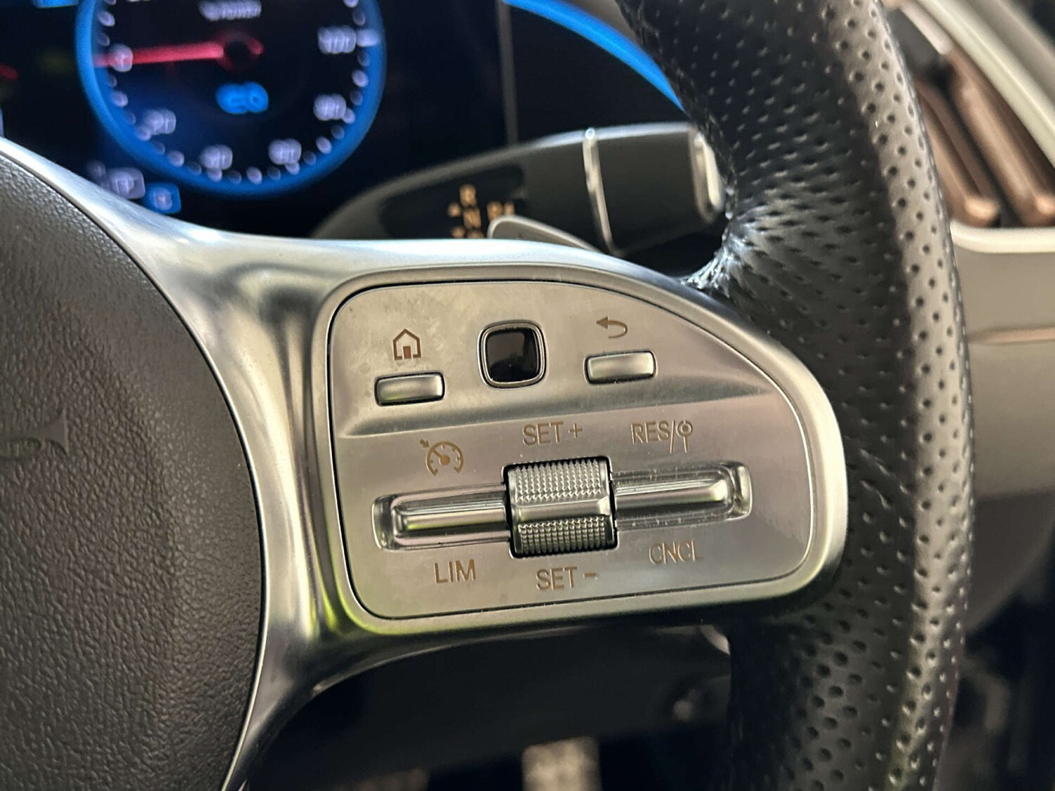 Used Mercedes-Benz EQC 2023 for sale - 77998567: Photo 19