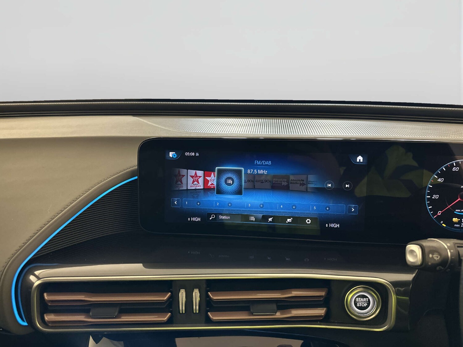 Used Mercedes-Benz EQC 2023 for sale - 77998567: Photo 25