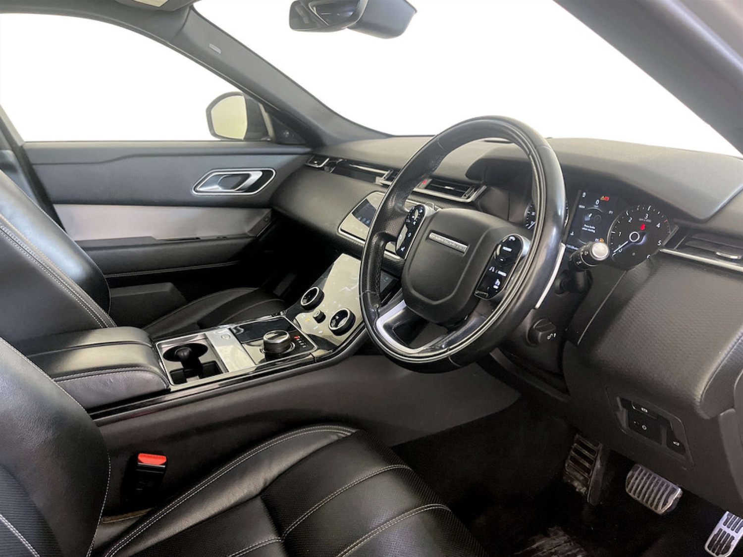 Used Land Rover Range Rover Velar 2018 for sale - 77247858: Photo 15